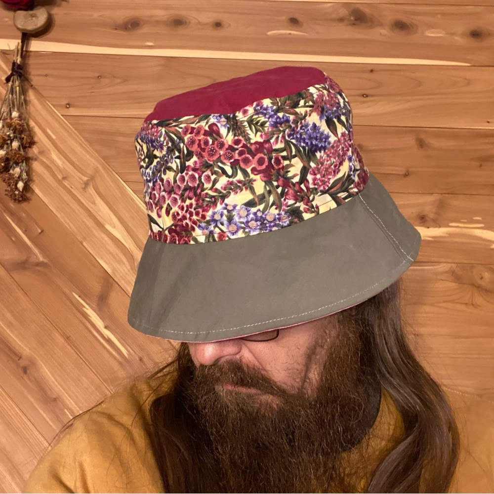 Handmade Reversible Bucket Hat - Picture 6 of 7